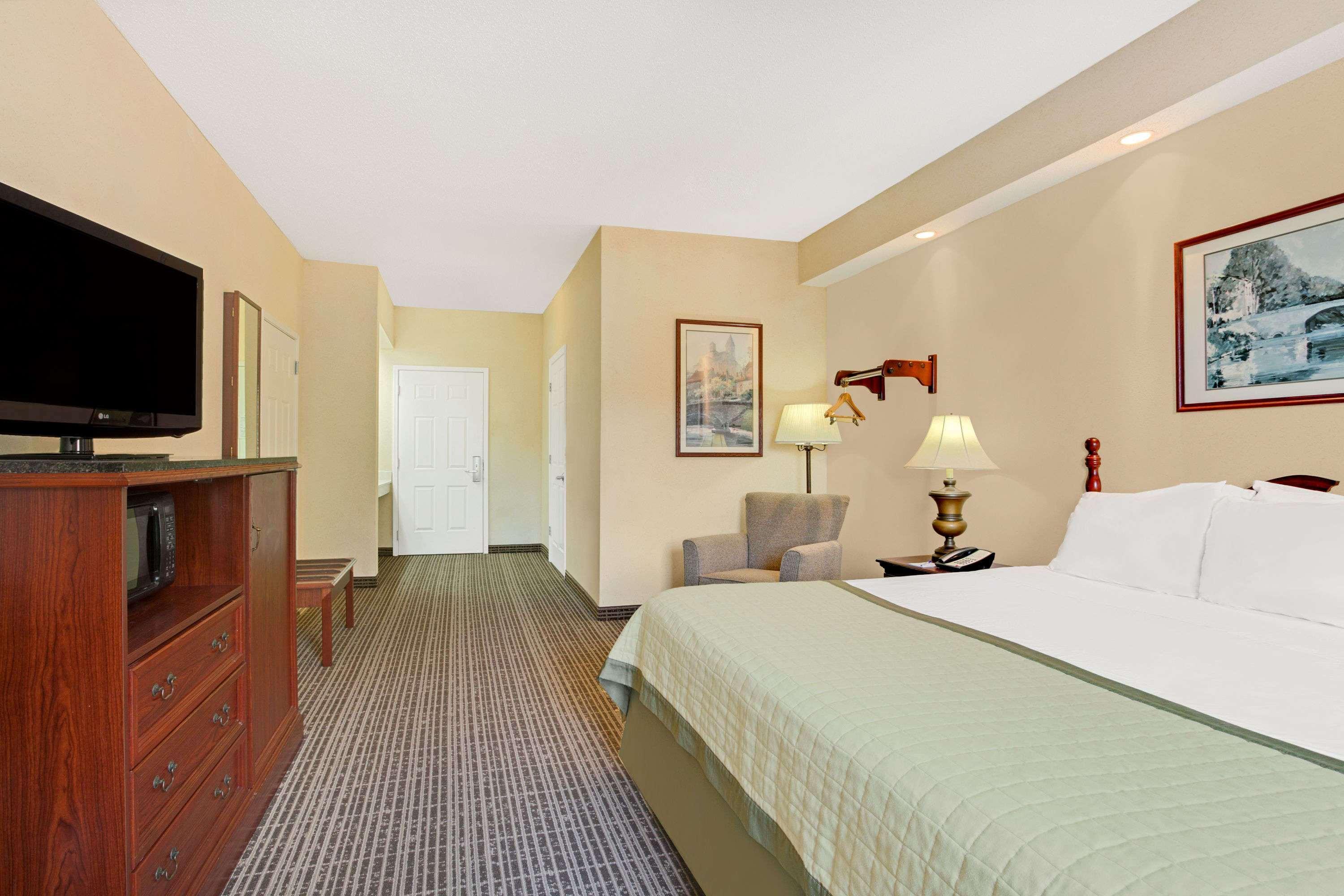 Hotel Baymont By Wyndham Pearl Exteriér fotografie