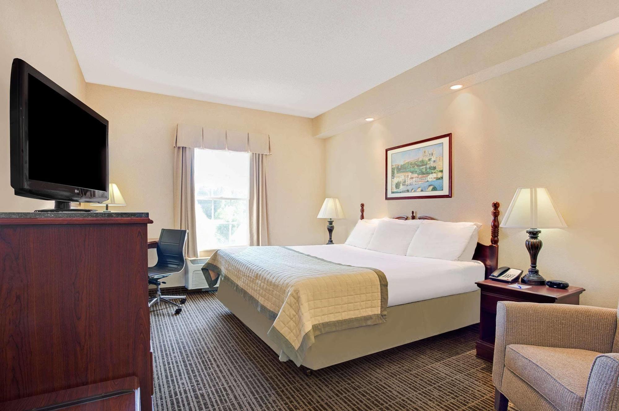 Hotel Baymont By Wyndham Pearl Exteriér fotografie